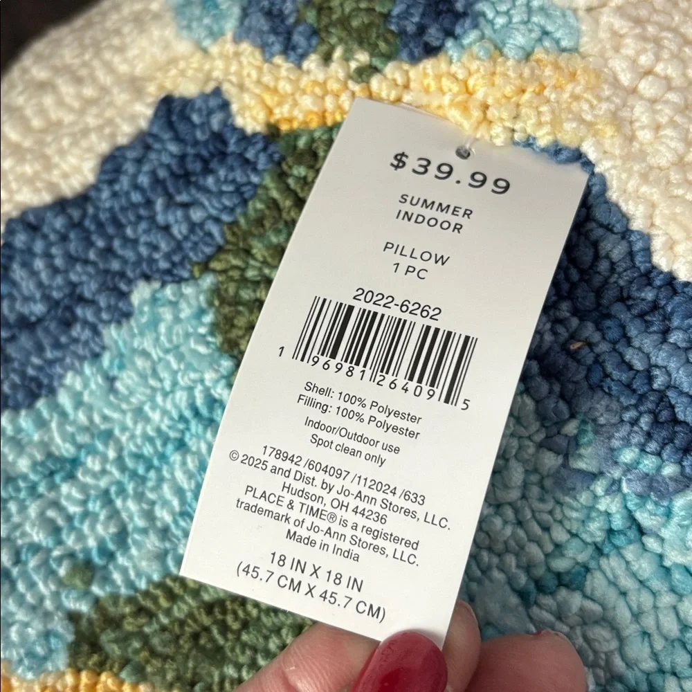 Place & Time “JoAnne’s” Yarn hooked floral, multicolor square pillow